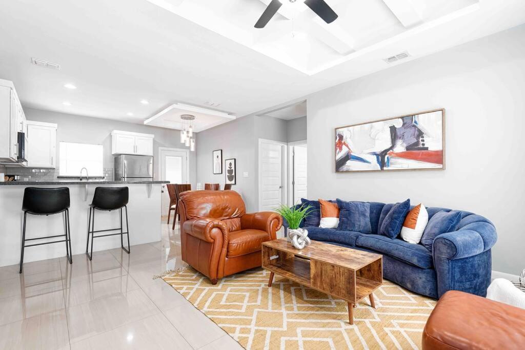 Apartment Cozy & Stylish 3bed 2bath Close To Mall McAllen